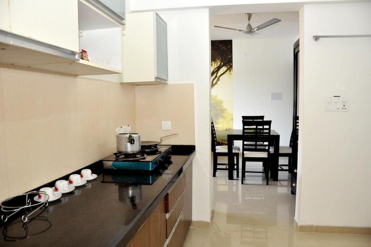 2Bhk Lake View Apartment Лаваса Экстерьер фото